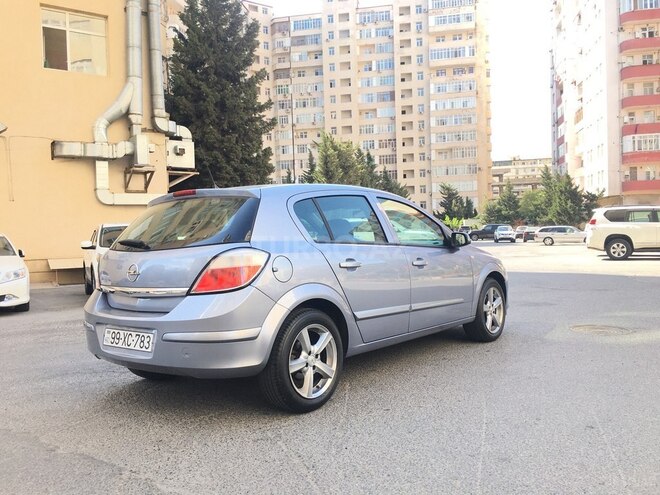Opel Astra 2005, 135,100 km - 1.4 л - Bakı