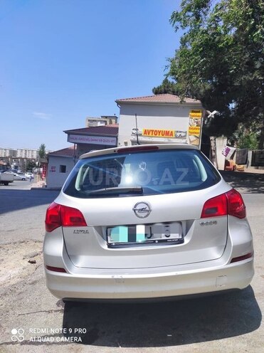 Opel Astra 2011, 110,000 km - 1.3 л - Bakı