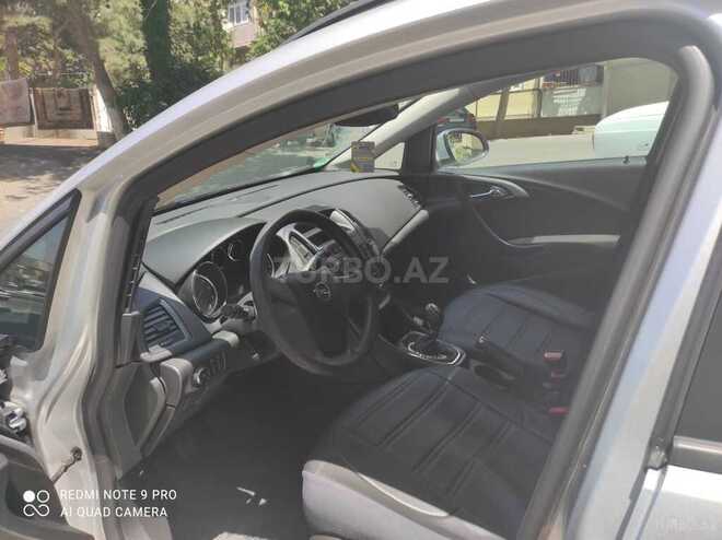 Opel Astra 2011, 110,000 km - 1.3 л - Bakı