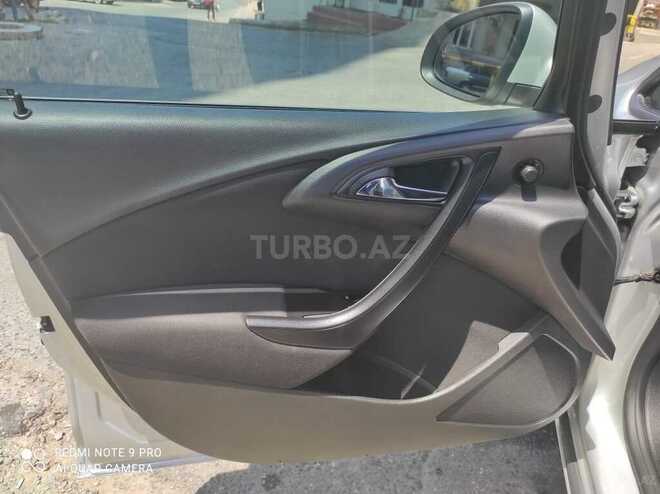 Opel Astra 2011, 110,000 km - 1.3 л - Bakı