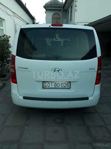 Hyundai H-1 2010, 560,000 km - 2.5 l - Bakı