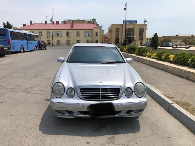 Mercedes E 240 2001, 290,000 km - 2.6 л - Bakı