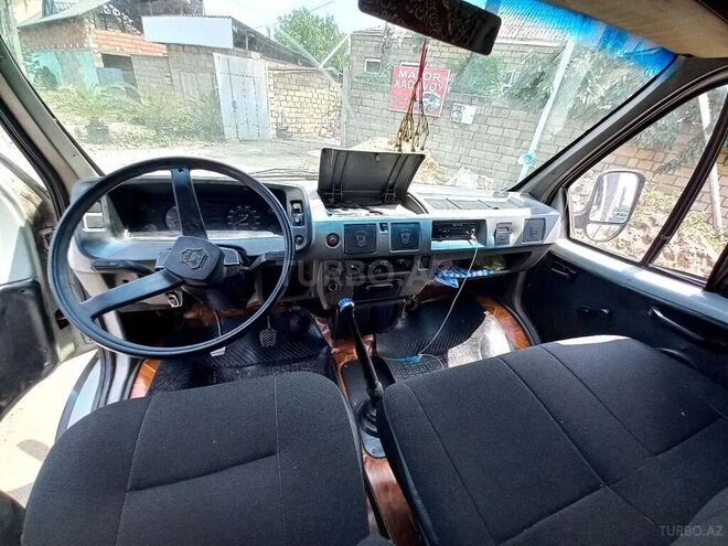 GAZ 33021 1999, 299,000 km - 2.5 l - Quba