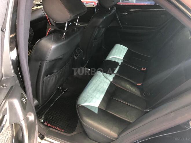 Mercedes E 240 1999, 290,000 km - 2.4 л - Bakı