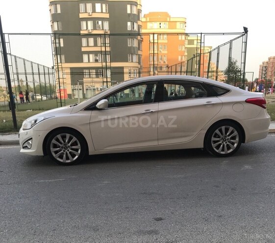 Hyundai i40 2012, 209,000 km - 2.0 л - Bakı