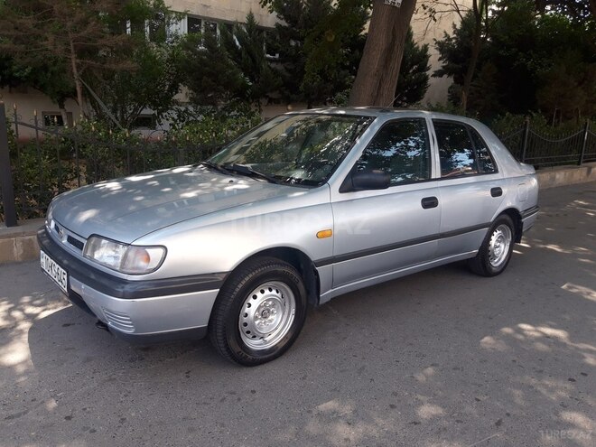Nissan Sunny 1993, 235,000 km - 2.0 l - Bakı