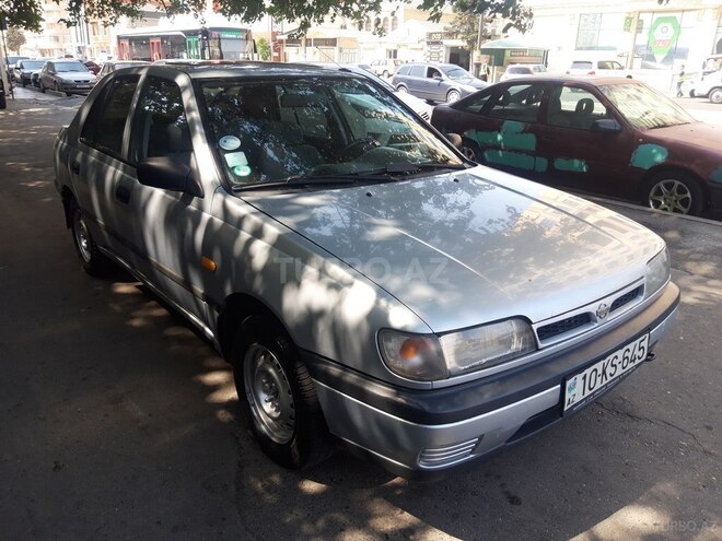 Nissan Sunny 1993, 235,000 km - 2.0 l - Bakı