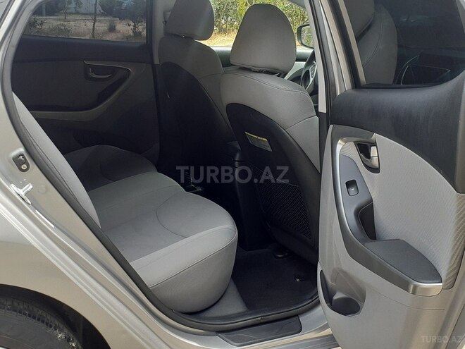 Hyundai Elantra 2011, 135,000 km - 1.8 l - Bakı