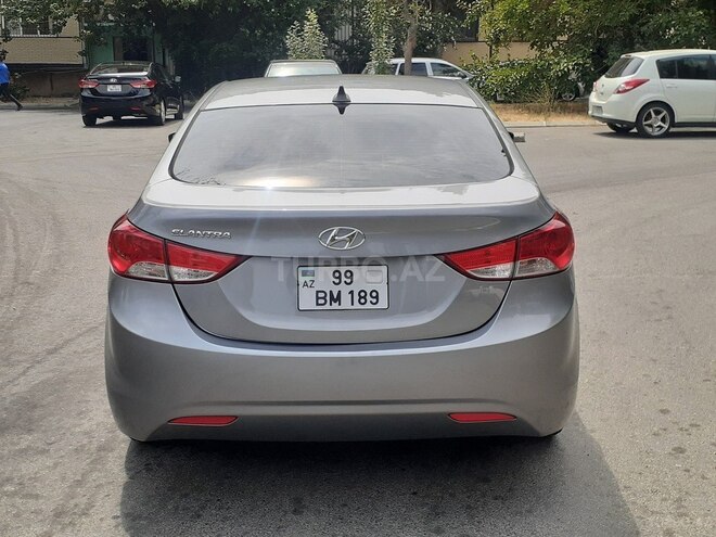 Hyundai Elantra 2011, 135,000 km - 1.8 l - Bakı