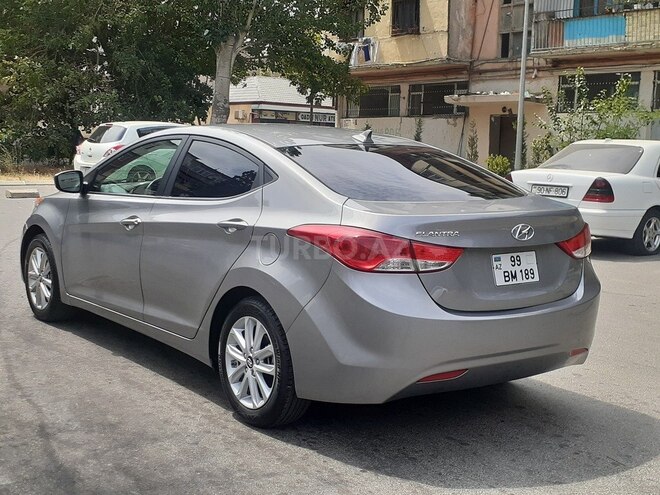 Hyundai Elantra 2011, 135,000 km - 1.8 l - Bakı