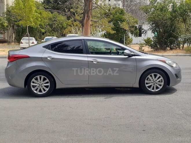 Hyundai Elantra 2011, 135,000 km - 1.8 l - Bakı