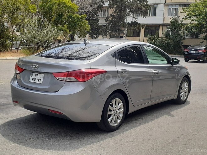 Hyundai Elantra 2011, 135,000 km - 1.8 l - Bakı
