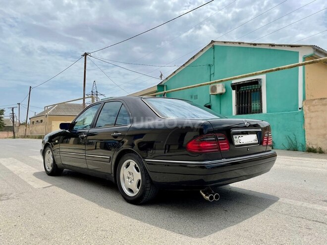 Mercedes E 280 1999, 304,100 km - 2.8 l - Bakı