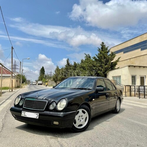 Mercedes E 280 1999, 304,100 km - 2.8 l - Bakı