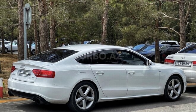 Audi A5 2011, 190,000 km - 2.0 л - Bakı