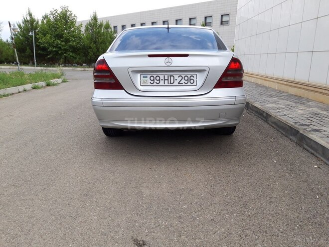 Mercedes C 220 2001, 395,555 km - 2.2 l - Bakı