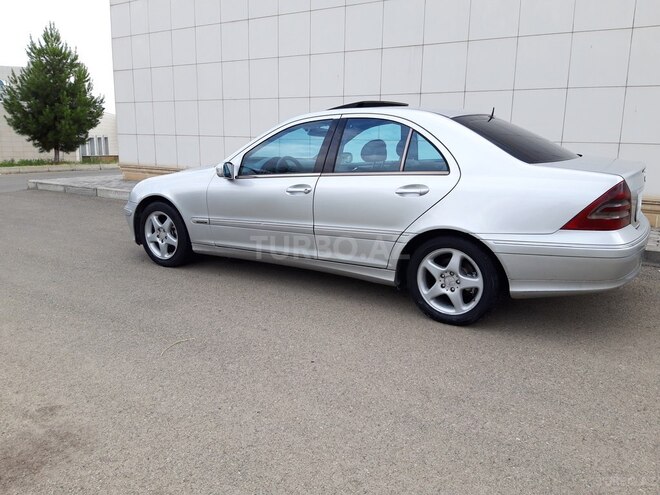 Mercedes C 220 2001, 395,555 km - 2.2 l - Bakı