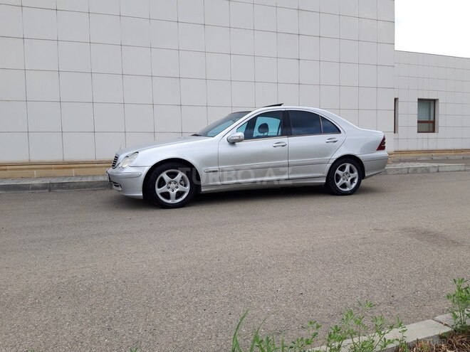 Mercedes C 220 2001, 395,555 km - 2.2 l - Bakı