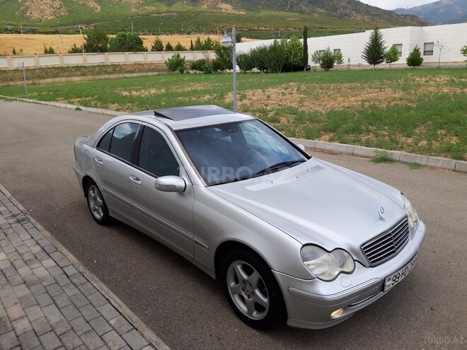 Mercedes C 220 2001, 395,555 km - 2.2 l - Bakı