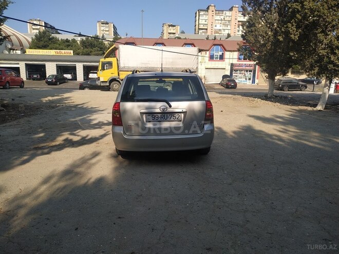 Toyota Corolla 2005, 280,000 km - 1.4 l - Bakı