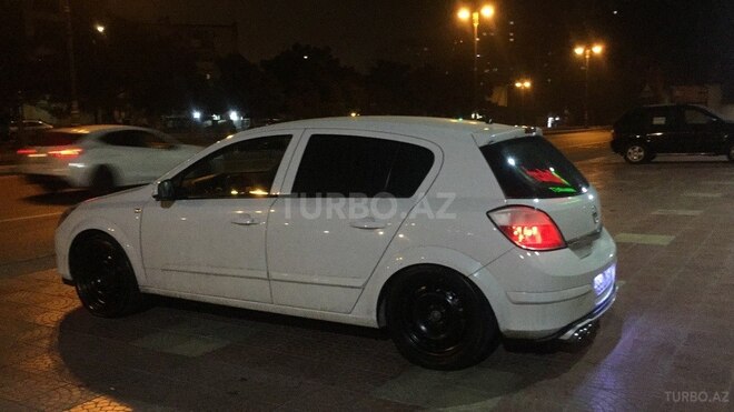 Opel Astra 2007, 250,000 km - 1.4 l - Bakı