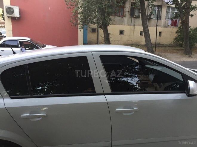 Opel Astra 2007, 250,000 km - 1.4 l - Bakı