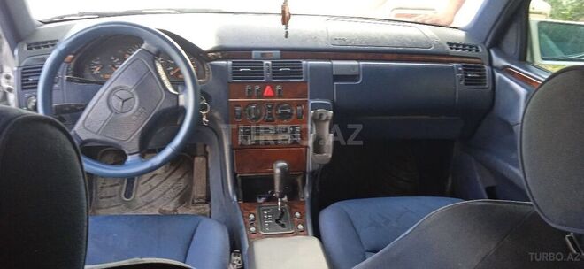 Mercedes E 230 1997, 230,000 km - 2.3 l - Kürdəmir