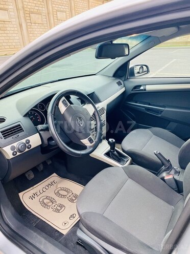 Opel Astra 2008, 195,000 km - 1.4 л - Bakı