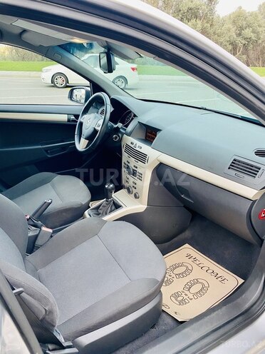 Opel Astra 2008, 195,000 km - 1.4 л - Bakı