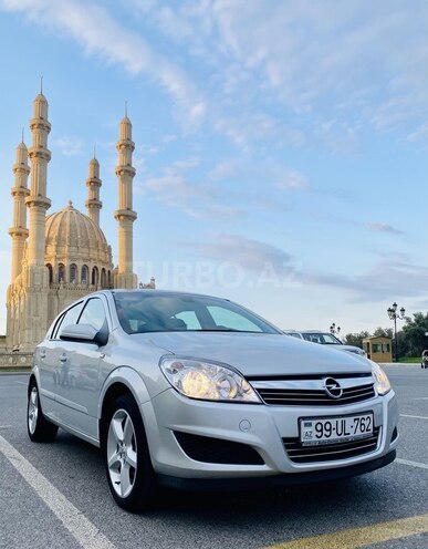 Opel Astra 2008, 195,000 km - 1.4 л - Bakı