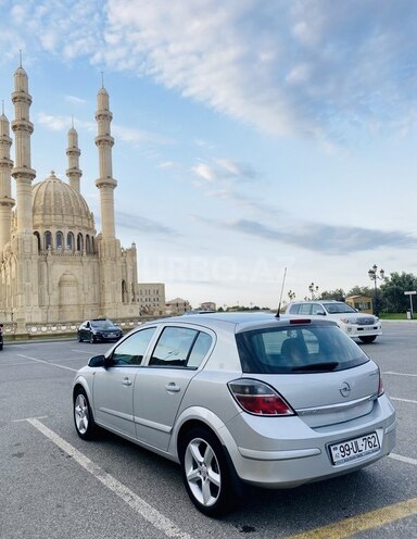 Opel Astra 2008, 195,000 km - 1.4 л - Bakı