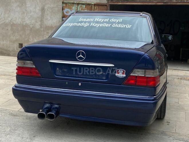 Mercedes E 220 1995, 380,000 km - 2.2 l - Bakı