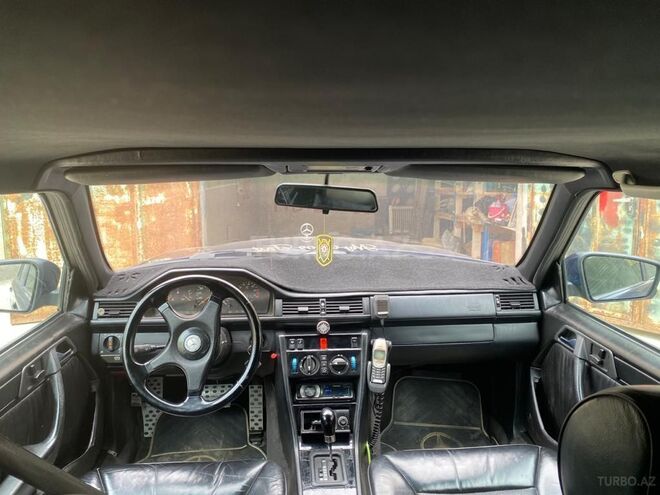 Mercedes E 220 1995, 380,000 km - 2.2 l - Bakı