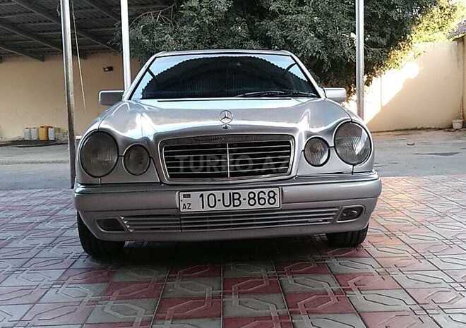 Mercedes E 230 1997, 272,000 km - 2.3 l - Ağstafa