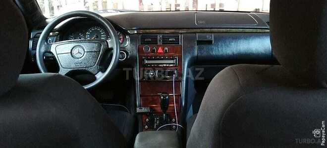 Mercedes E 230 1997, 272,000 km - 2.3 l - Ağstafa