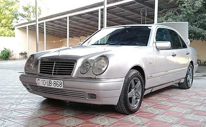 Mercedes E 230 1997, 272,000 km - 2.3 l - Ağstafa