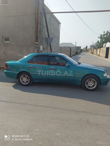 Mercedes C 180 2000, 301,271 km - 1.8 l - Bakı