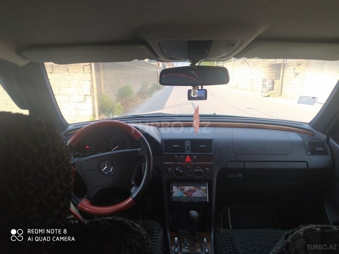 Mercedes C 180 2000, 301,271 km - 1.8 l - Bakı