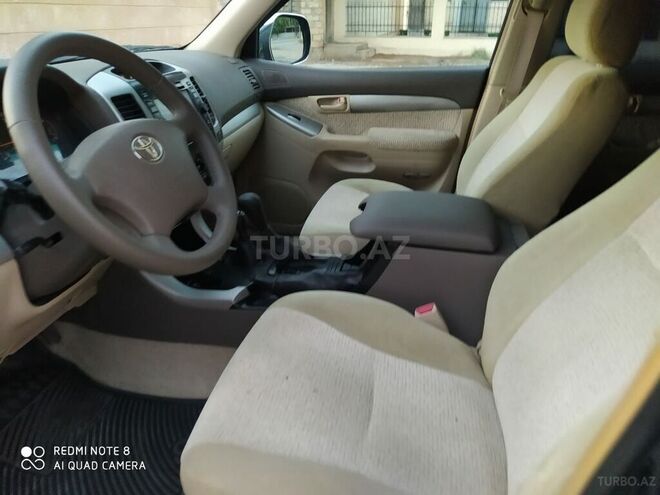 Toyota Prado 2004, 320,000 km - 3.0 l - Xudat