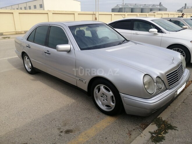 Mercedes E 280 1999, 412,000 km - 2.8 l - Bakı