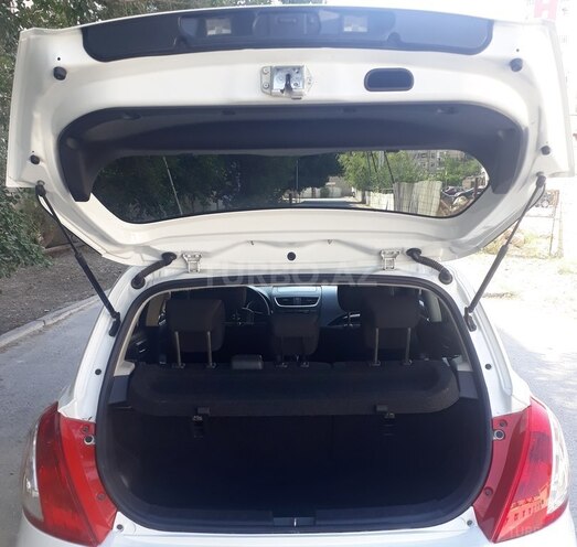 Suzuki Swift 2011, 152,321 km - 1.3 l - Sumqayıt