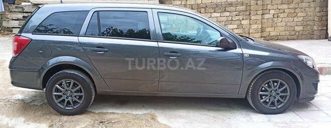 Opel Astra 2009, 88,000 km - 1.4 l - Bakı