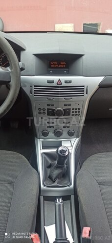 Opel Astra 2009, 88,000 km - 1.4 l - Bakı