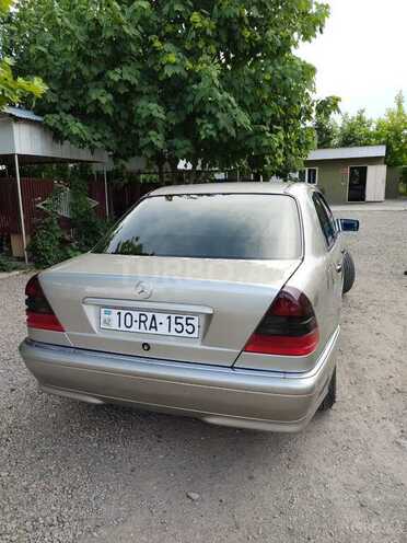 Mercedes C 240 1998, 300,000 km - 2.4 л - Tovuz