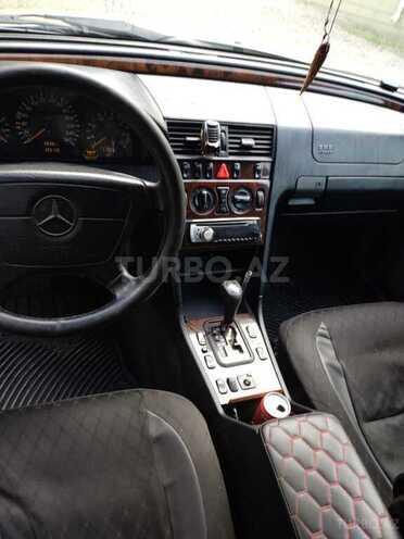 Mercedes C 240 1998, 300,000 km - 2.4 л - Tovuz
