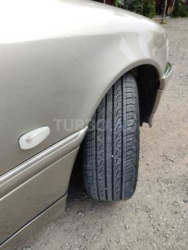 Mercedes C 240 1998, 300,000 km - 2.4 л - Tovuz