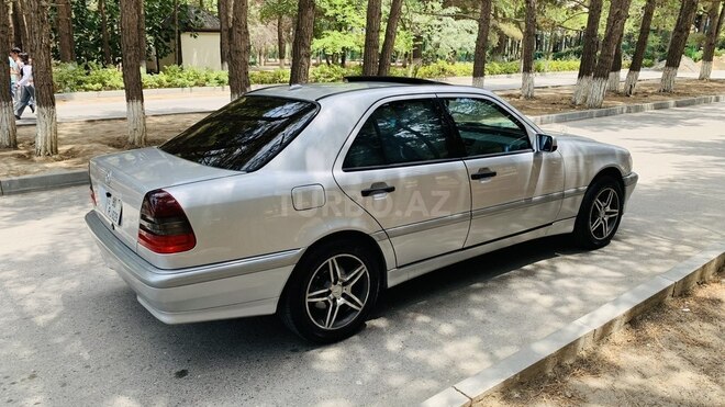 Mercedes C 230 2000, 221,000 km - 2.3 l - Sumqayıt
