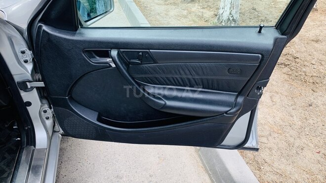 Mercedes C 230 2000, 221,000 km - 2.3 l - Sumqayıt