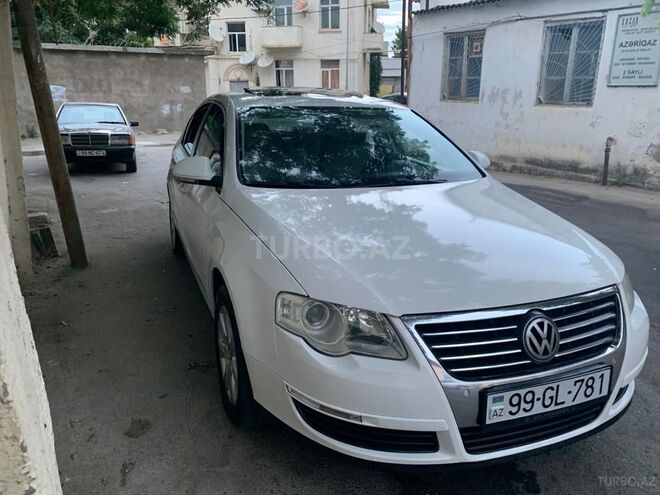 Volkswagen Passat 2005, 300,000 km - 2.0 л - Bakı