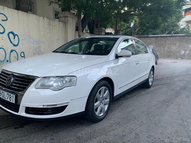 Volkswagen Passat 2005, 300,000 km - 2.0 л - Bakı